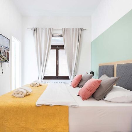 Design Sunny 2Bdr Apartment Near The City Center Zagreb Exterior foto